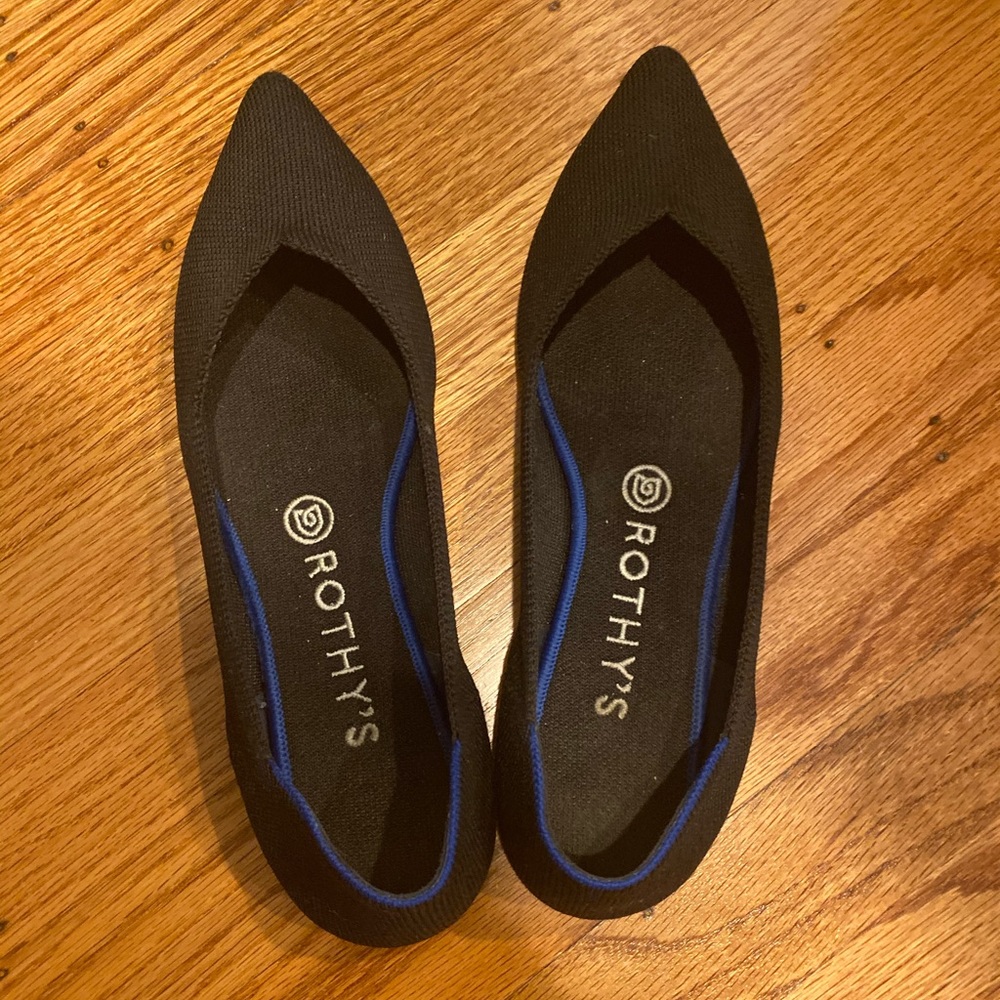 Rothys Flats